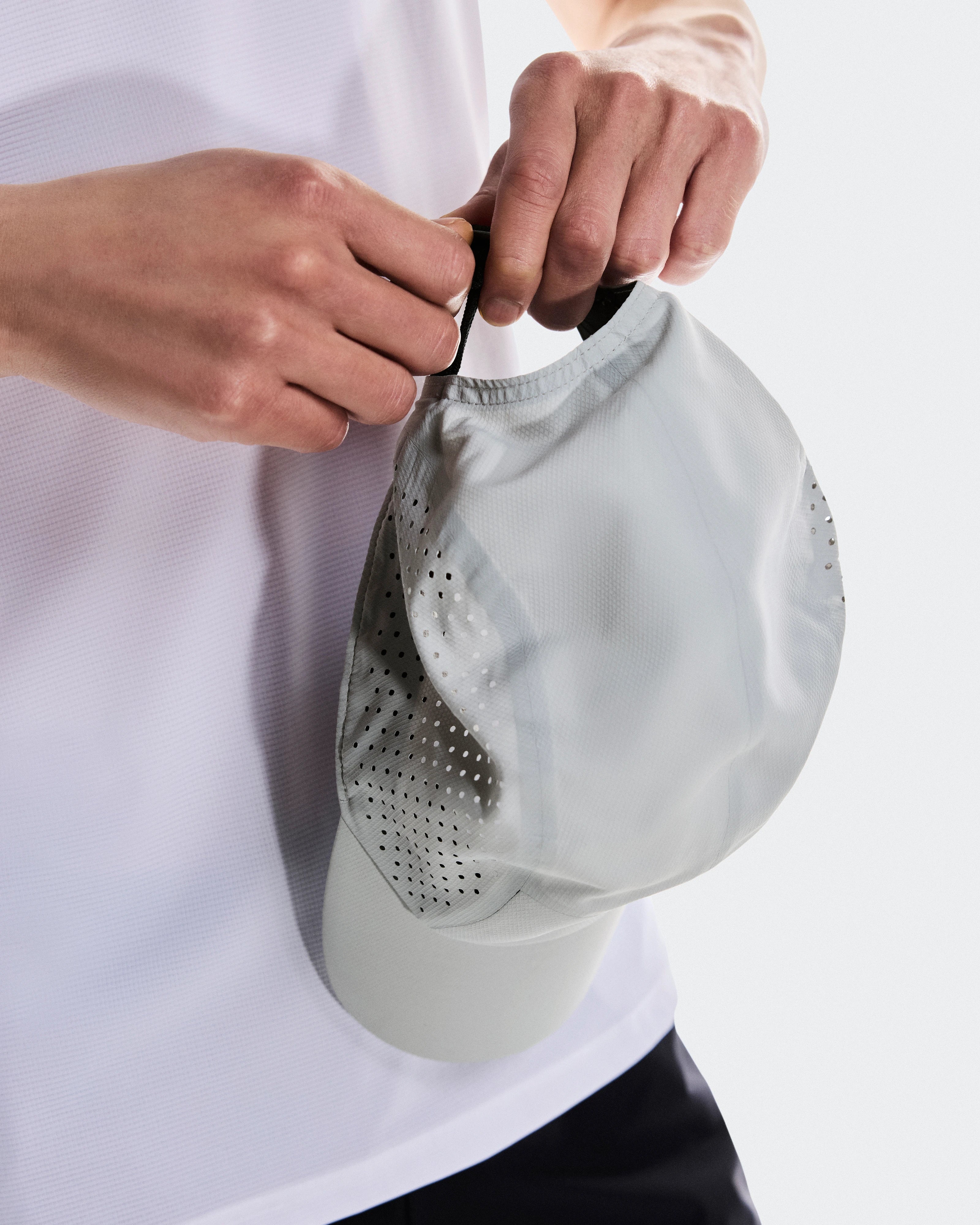 Lightweight Cap - Glacier